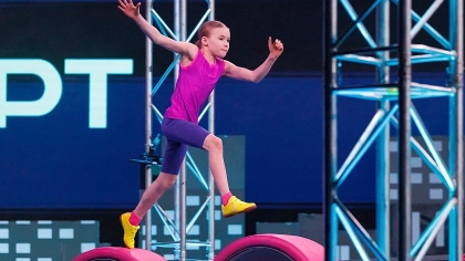 "Девочки тоже сильные": юная чепецкая спортсменка поборется за 2 млн рублей на проекте "Суперниндзя.Дети" (12+)